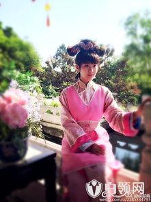 侯梦瑶后台背景